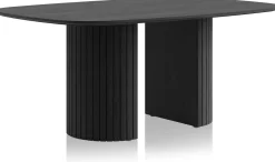 Hot Henders en Hazel Pavie Eettafel Castle Black