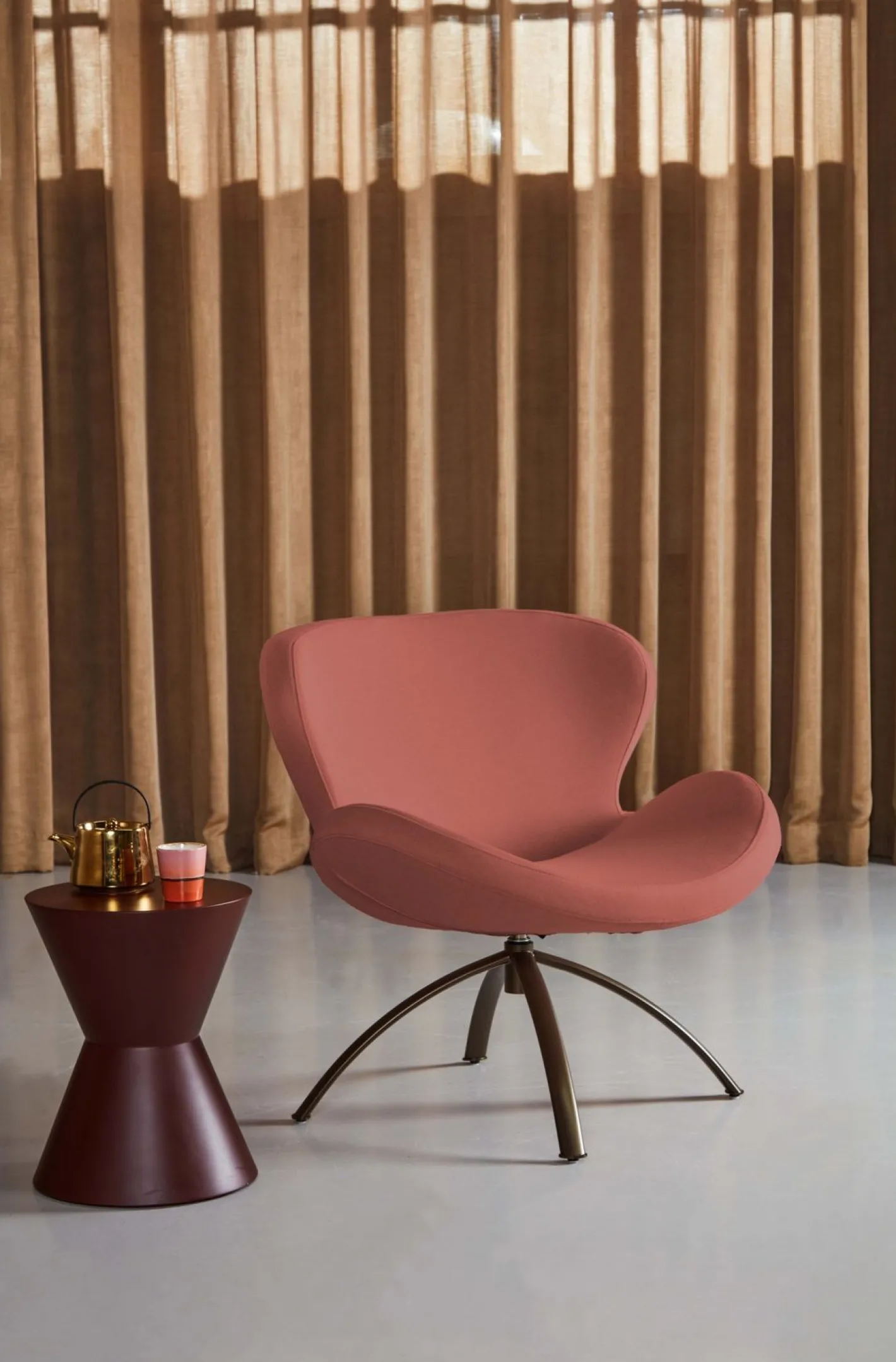 Hot Bree's New World Peggy Fauteuil Bruin, Rood