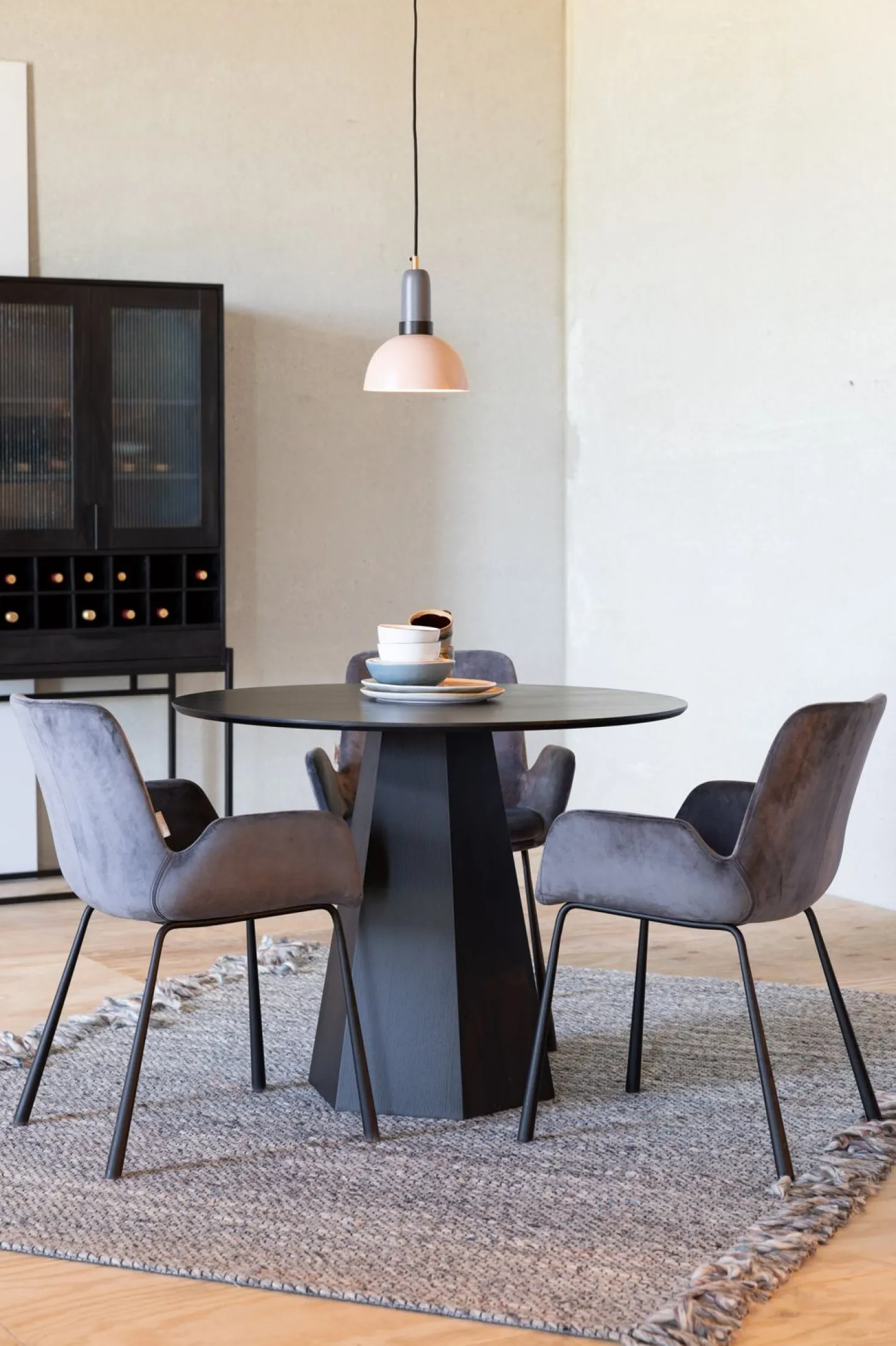 Hot Zuiver Pilar Eetkamertafel Black