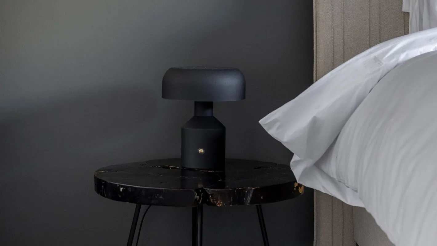 It's about RoMi Porto Tafellamp Black