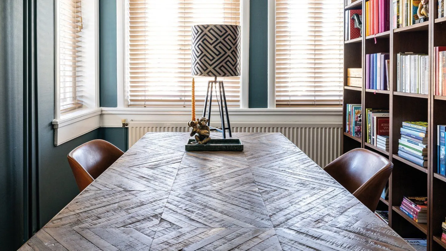 Hot WOOOD Rhombic Eettafel Natural