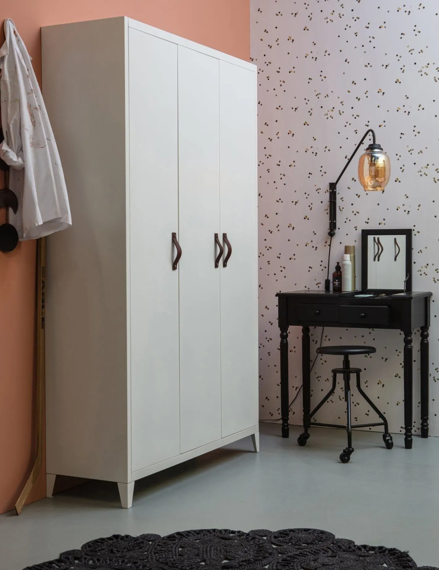 Best WOOOD Romy Haltafel Black