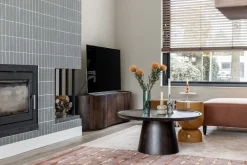 Hot Eleonora Ron M Salontafel Bruin
