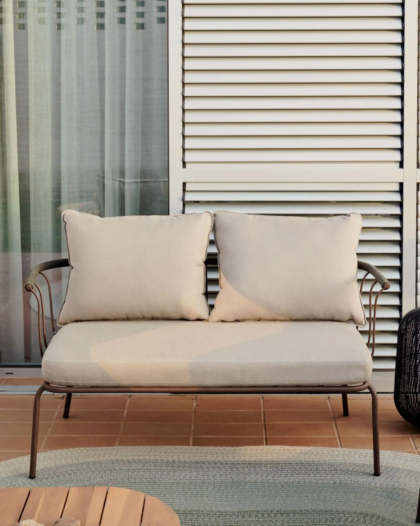 Outlet Kave Home Salguer Tuinbank Groen, Naturel