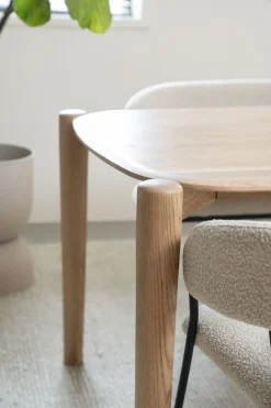 Best Eleonora Selbu Eettafel Naturel