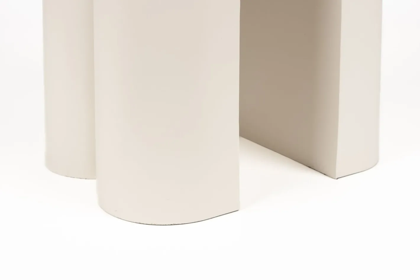 Clearance Zuiver Shape Kruk Beige