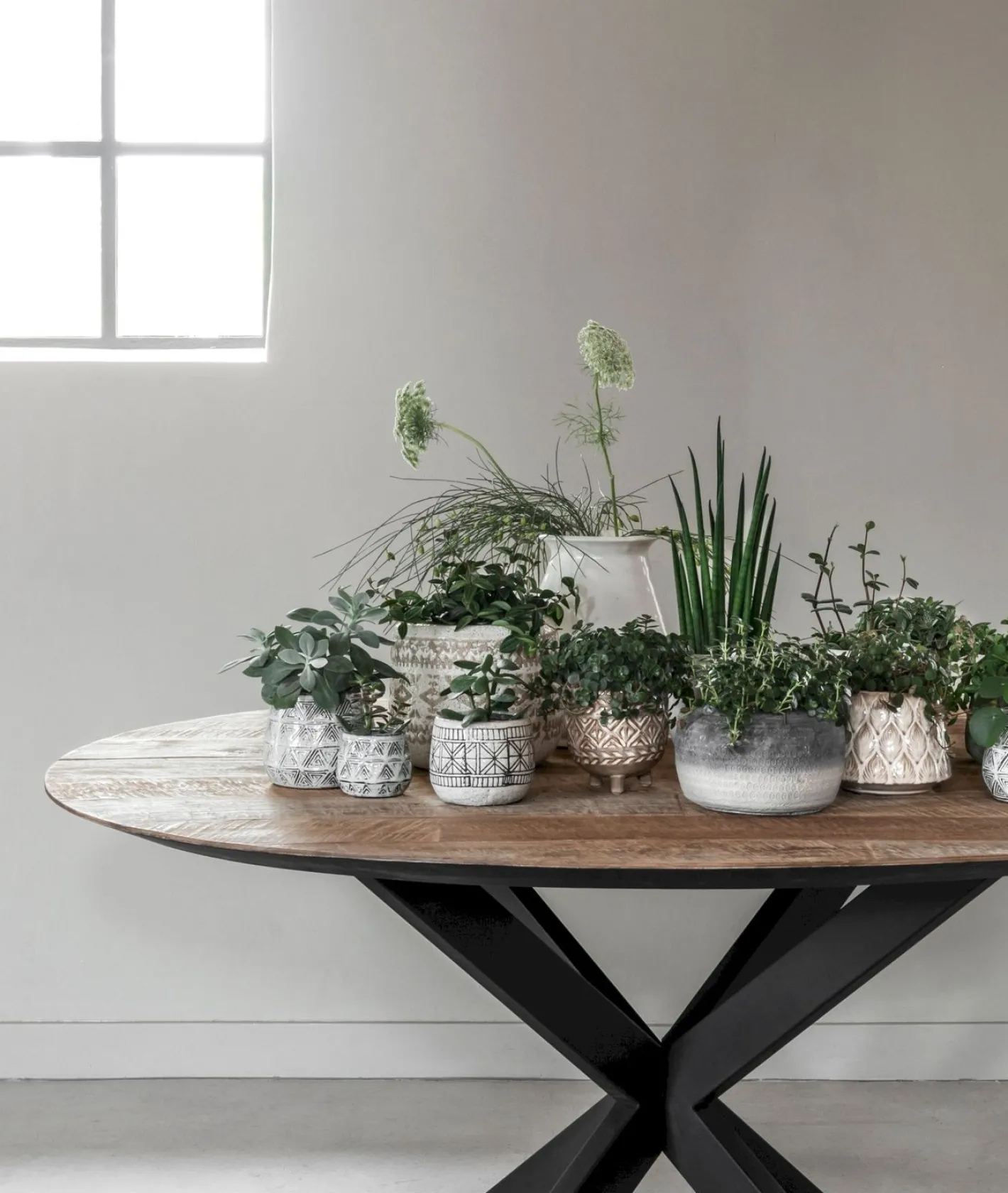 DTP Home Shape Rond Eettafel Bruin