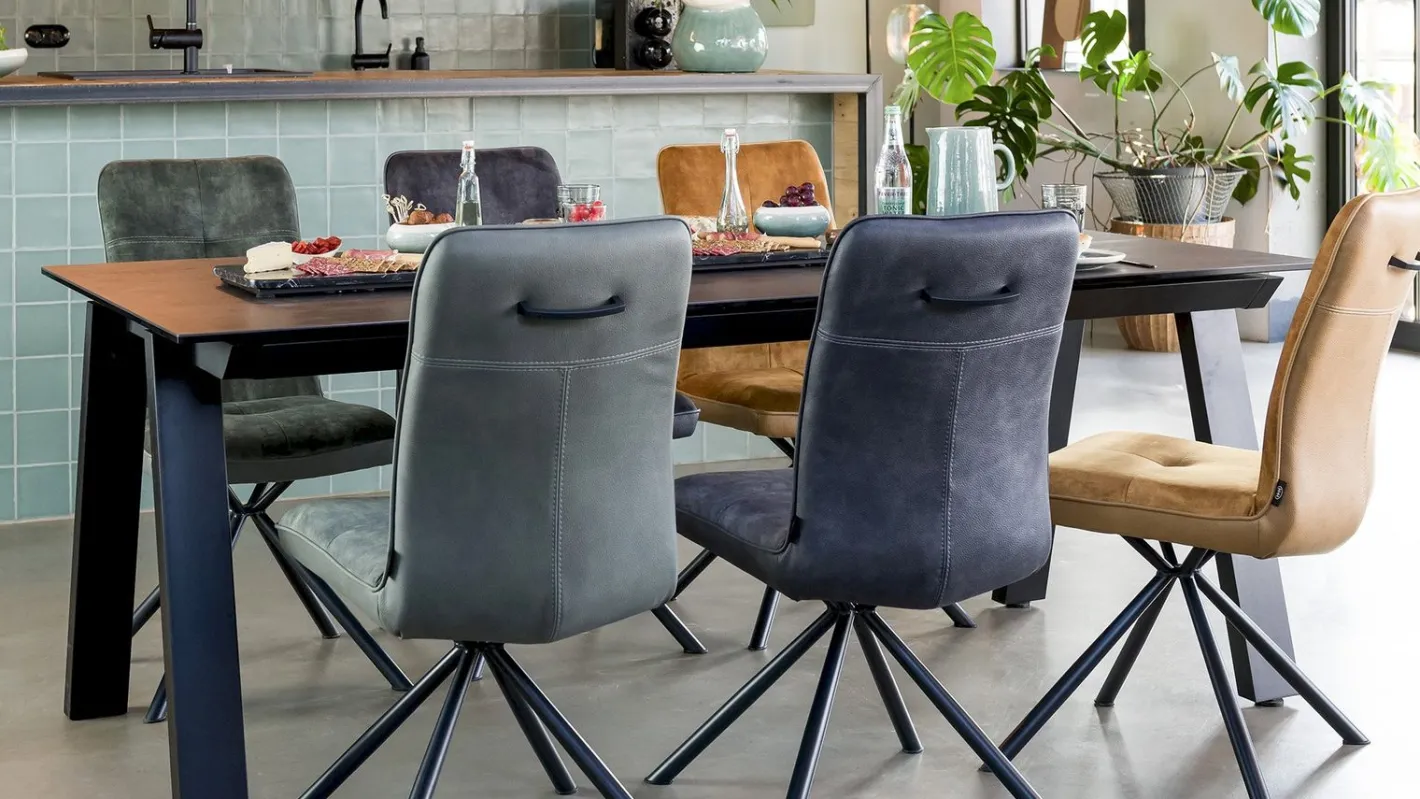 New Henders en Hazel Stanford Eettafel Antraciet