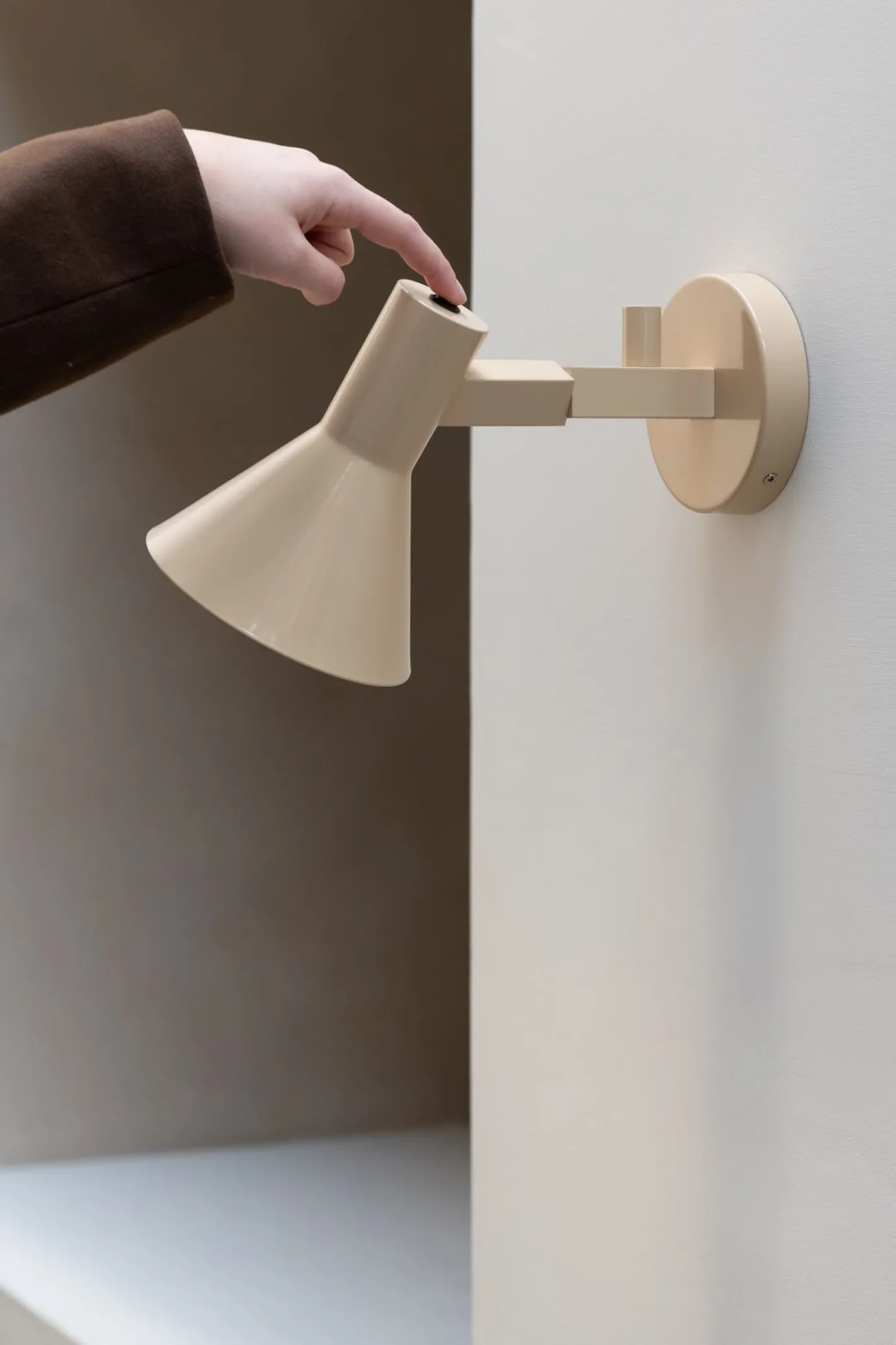 Discount It's about RoMi Stavanger Wandlamp Beige