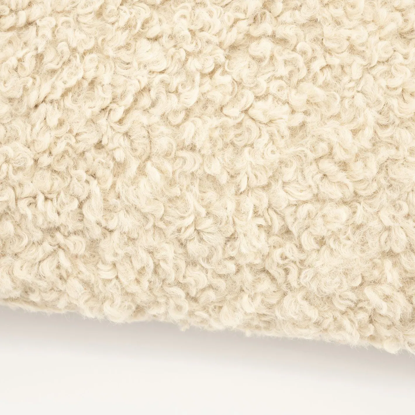 Clearance By Boo Teddy Kussen Beige