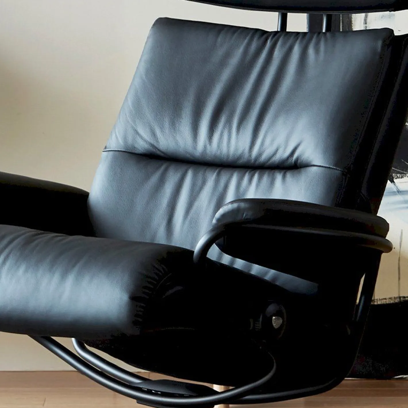 Outlet Stressless Tokyo Low Relaxfauteuil + Hocker Black