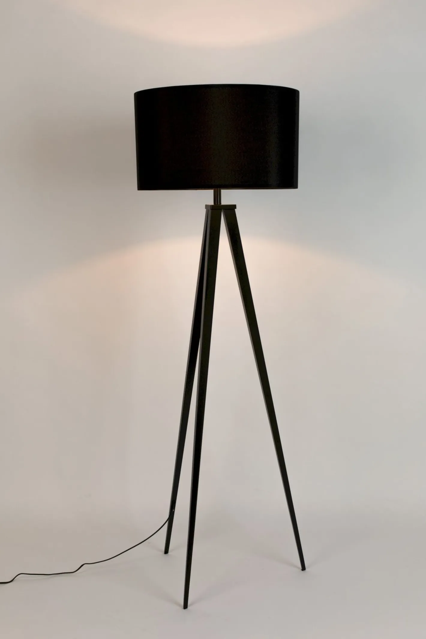 Best Zuiver Tripod Vloerlamp Black