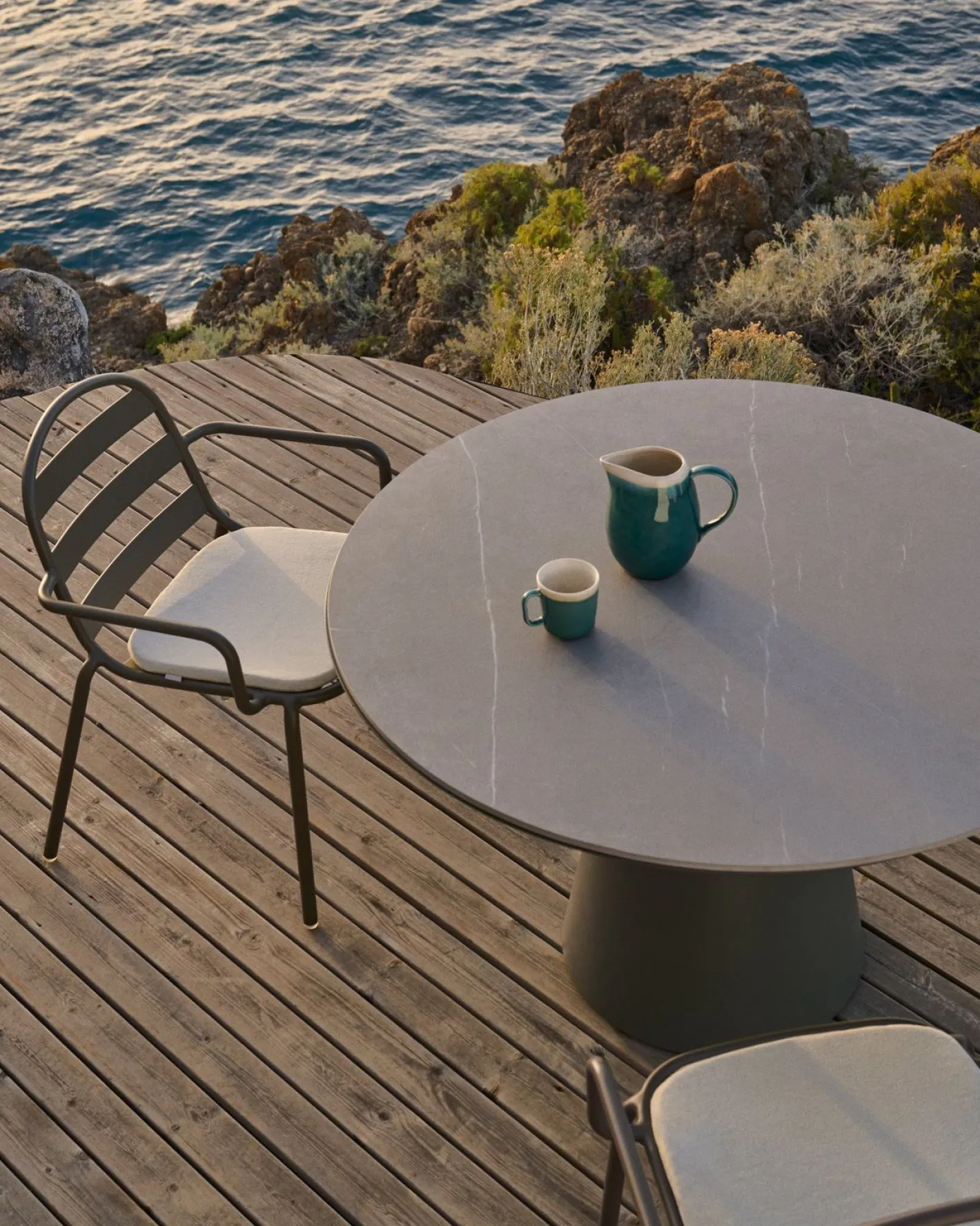 New Kave Home Tudons Ronde Tuintafel Groen
