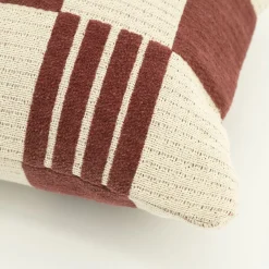 Discount By Boo Twist Rechthoekig Kussen Burgundy