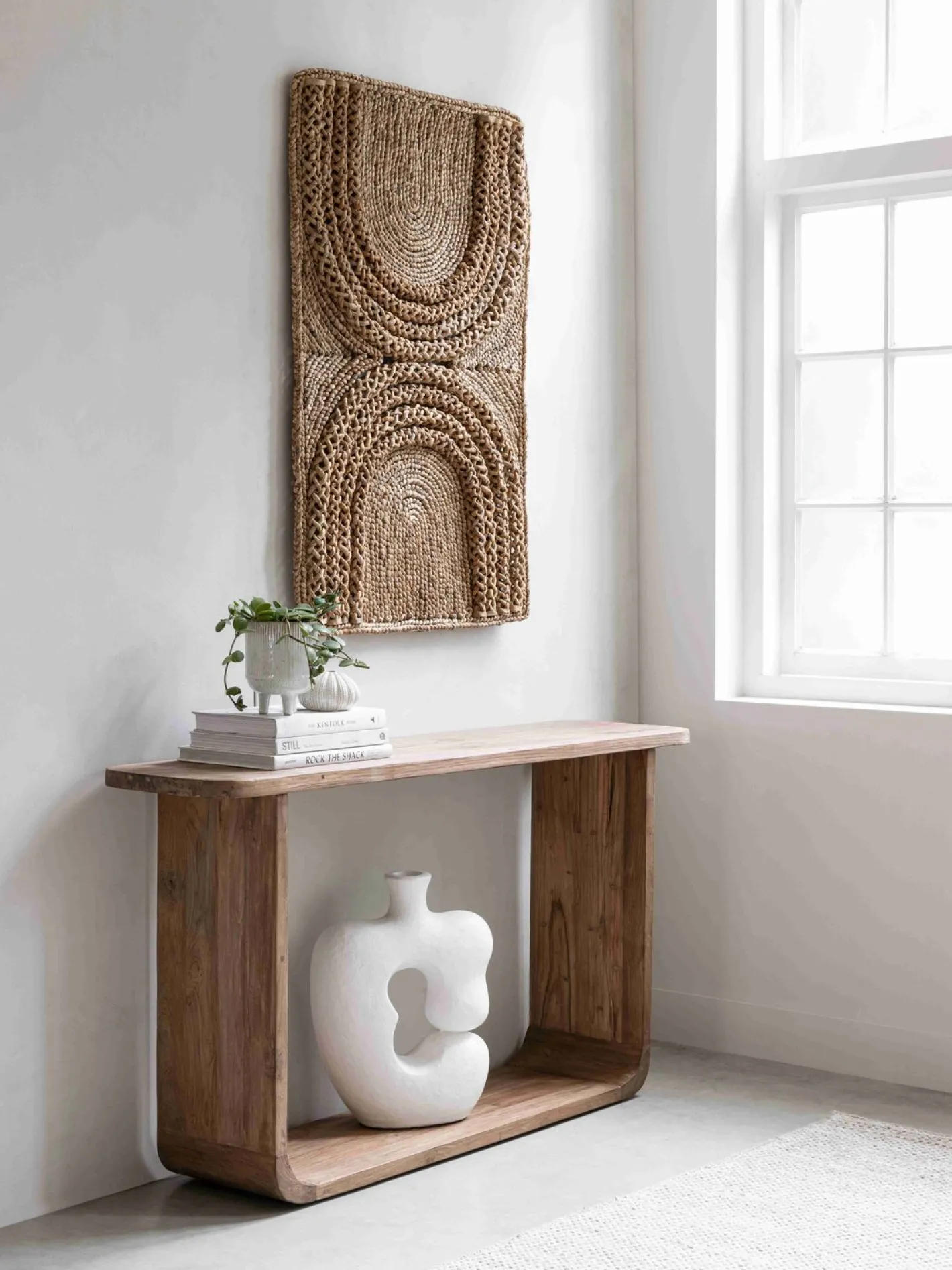 New MUST Living Vico Wandtafel Bruin