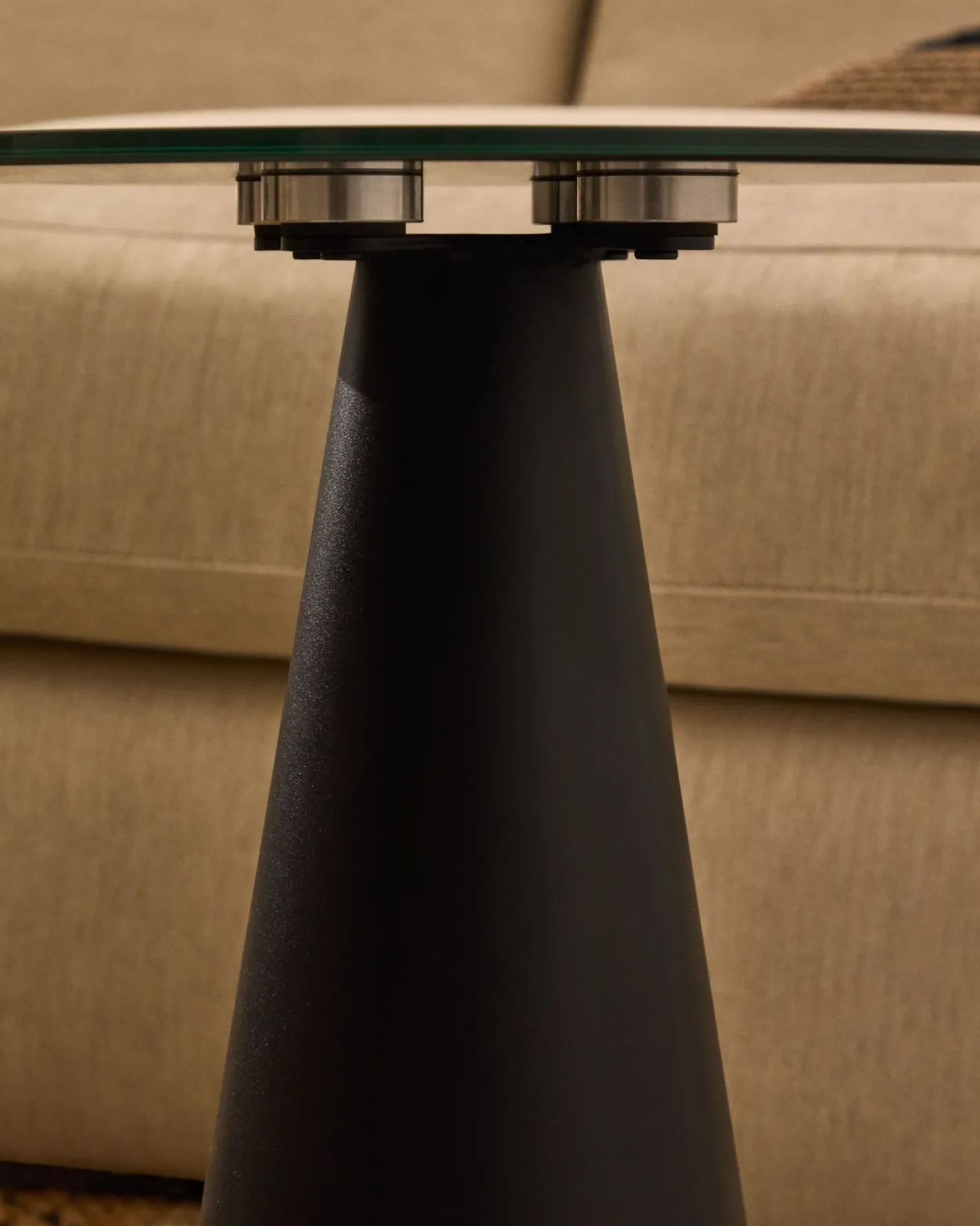 Sale Kave Home Wilshire Bijzettafel Zwart