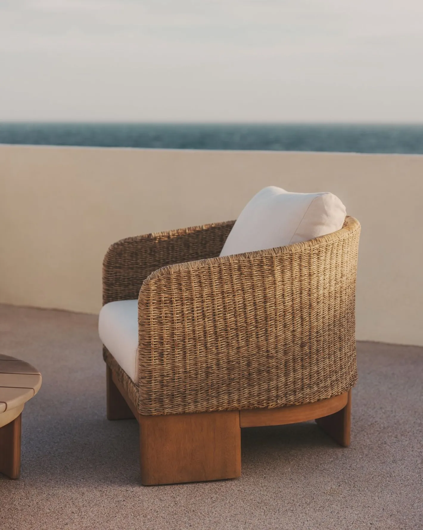 Sale Kave Home Xoriguer Outdoor Fauteuil Naturel, Wit